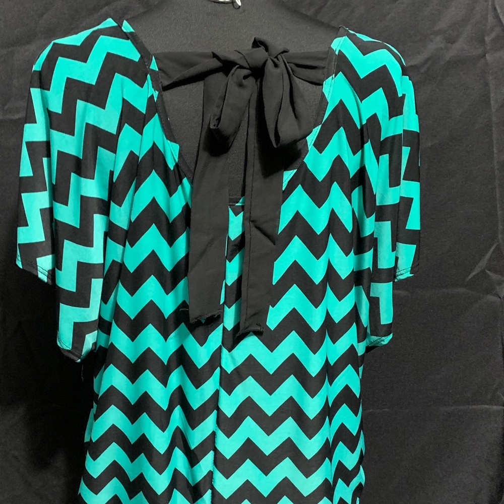Blouse that stands out